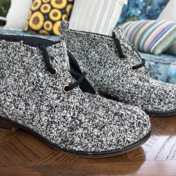 Dirty Laundry Tweed Black White Tweed Boots Size EU 41 US 10 - Picture 2 of 11